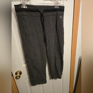 GVS Capri Pants